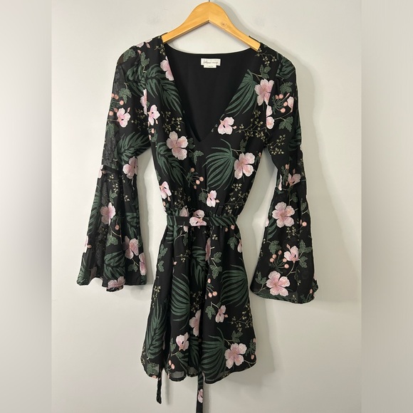 Lovers+Friends Lila Floral Print Bell Sleeve Mini Dress - Picture 2 of 6